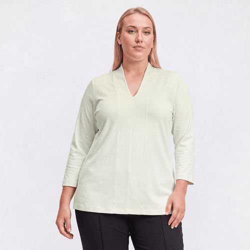 Plus Size Hasting & Smith 3/4 Sleeve Seamed Front V-Neck Tee alternate view